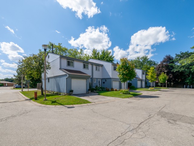 121 Falconer Drive Townhouses photo