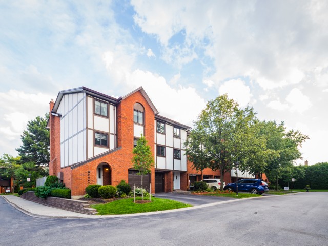 4230 Fieldgate Townhouses photo