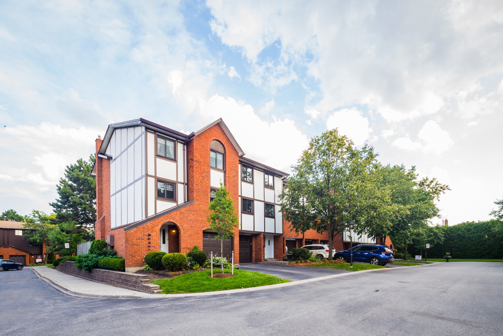 4230 Fieldgate Townhouses at 4230 Fieldgate Dr, Mississauga 0