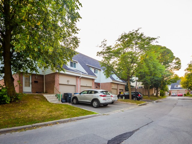 1 Tara Park Crescent Townhouses