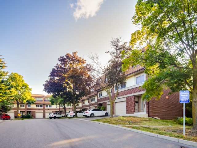 6240 Montevideo Townhouses