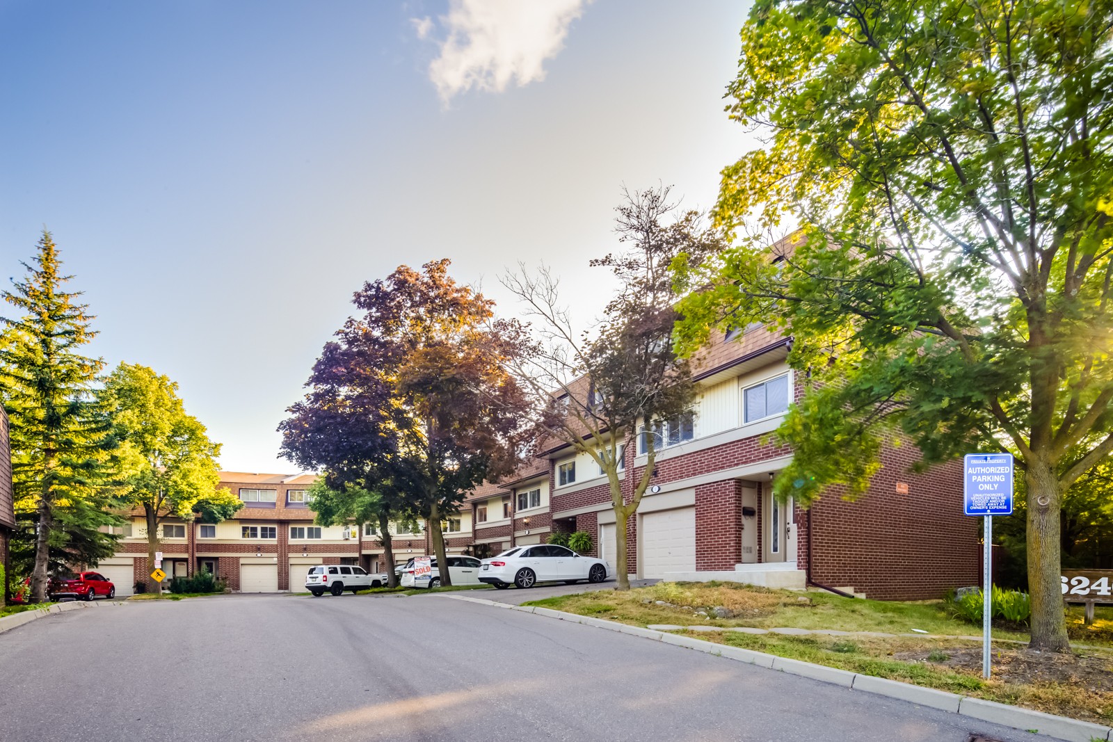 6240 Montevideo Townhouses at 6240 Montevideo Rd, Mississauga 0