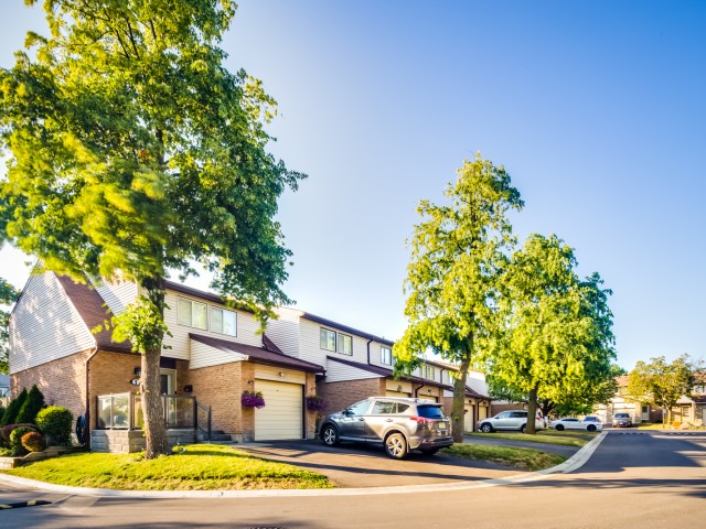 5610 Montevideo Townhouses