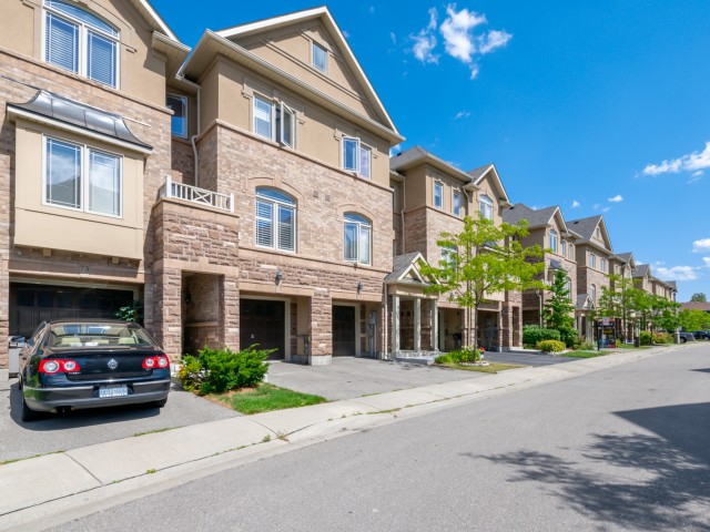 6625 Falconer Drive Townhouses