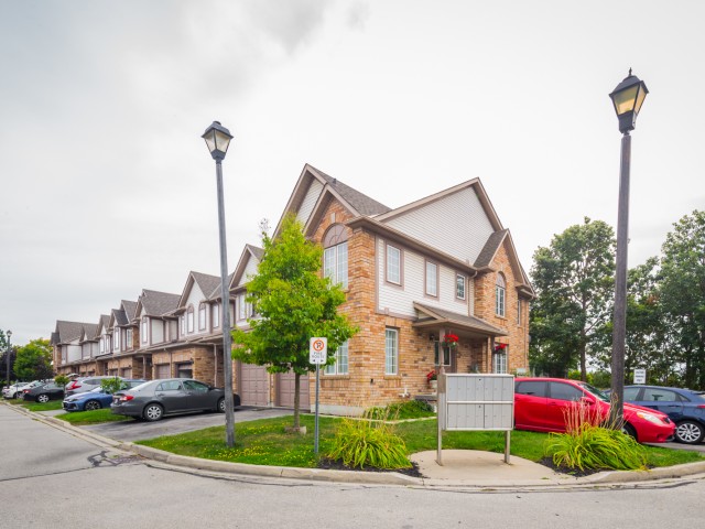 45 Alderbrook Place Townhouses