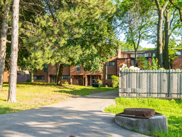 384 Driftwood Avenue Townhouses photo