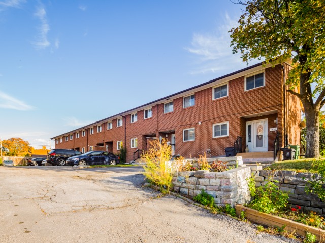 3301 Weston Townhouses photo