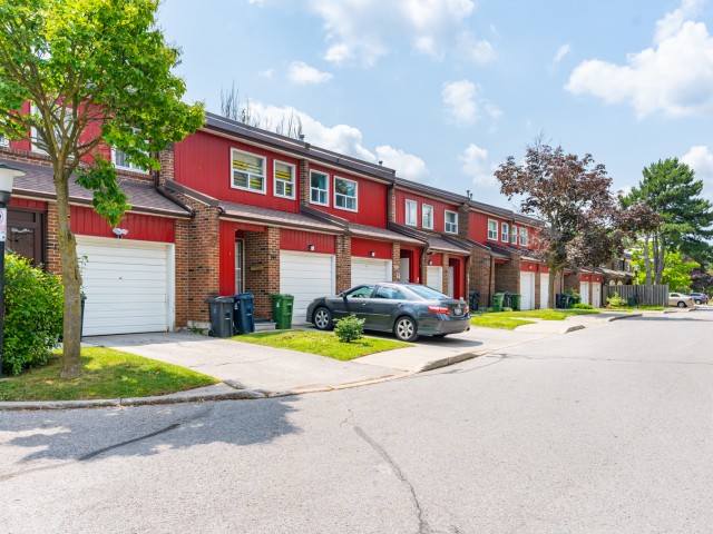 Dusay Place Townhouses hero image