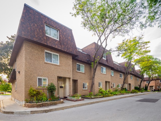 275 Manse Road Townhouses hero image