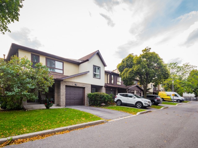 1180 Sandhurst Townhouses