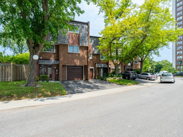 50 Vicora Linkway Townhouses photo