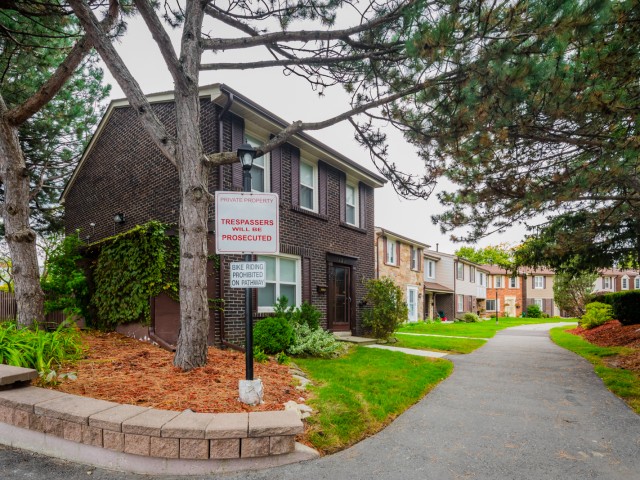 150 Palmdale Drive Townhouses hero image