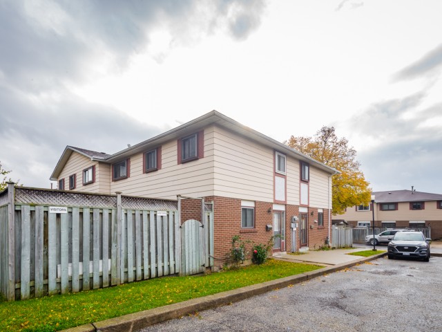 1 San Vito Way Townhouses photo