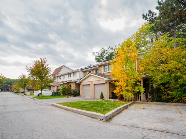 55 Brimwood Boulevard Townhouses photo