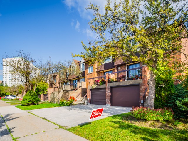 88 Buddleswood Court Townhouses photo
