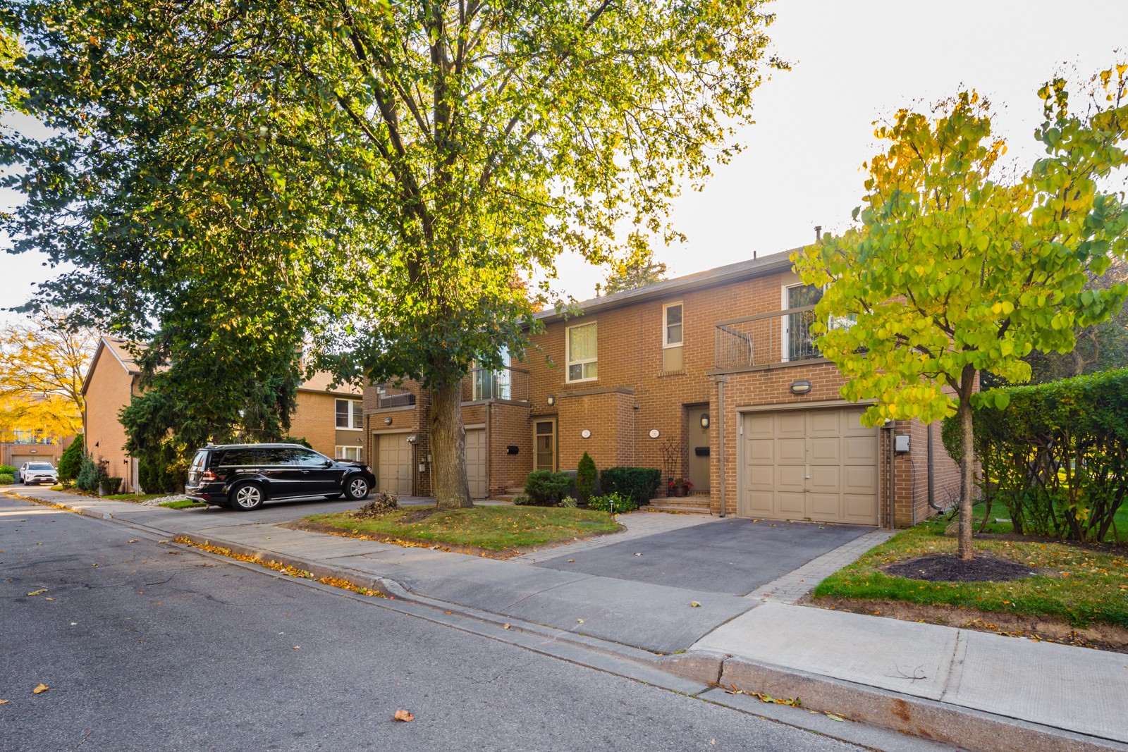 Royal York Place Townhouses 1395 Royal York Rd Condos.ca