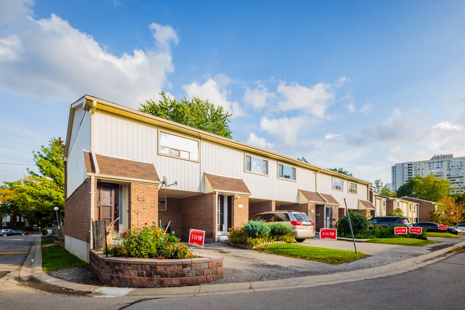 2451 Bridletowne Circle Townhouses 20 Brookmill Blvd 1 Townhouse