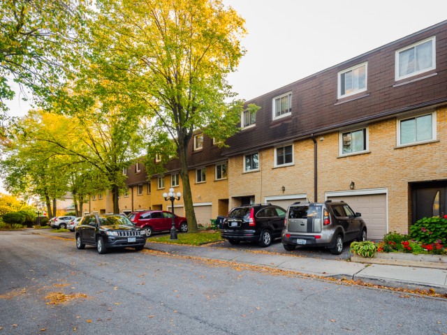 92 Twenty Ninth Street Townhouses photo