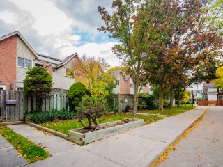 50 Battenberg Avenue Townhouses photo