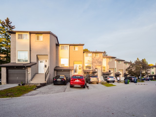 55 Collinsgrove Townhouses hero image