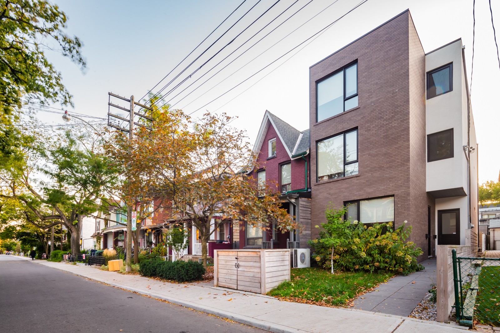 110 Palmerston Avenue Townhouses 110 Palmerston Ave Condos.ca