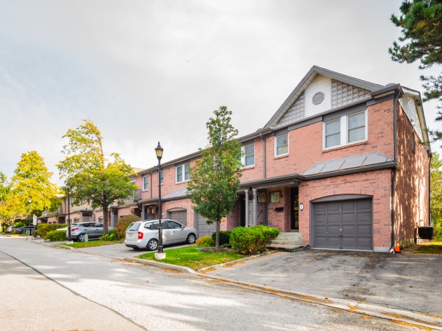 385 The East Mall Townhouses photo