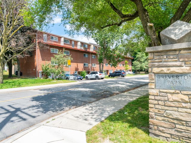 811 Kennedy Road Townhouses hero image
