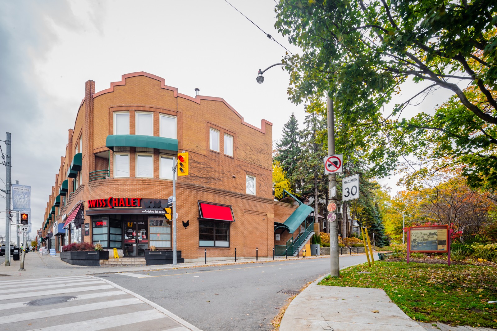 122 Glen Manor Townhouses 122 Glen Manor Dr Condos.ca