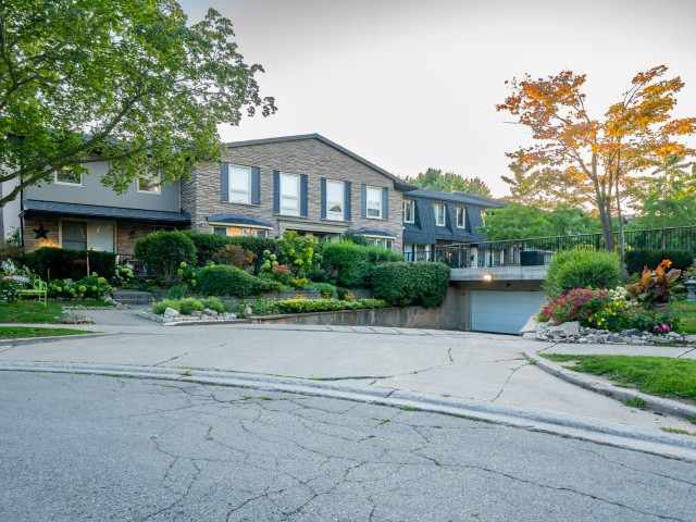 799 Hyde Road Townhouses hero image