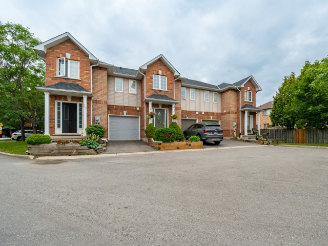 1750 Creek Way Townhouses photo