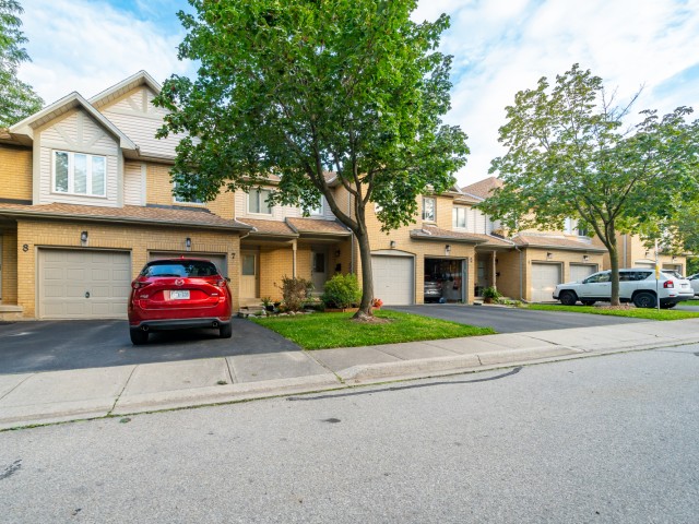 2920 Headon Forest Drive hero image
