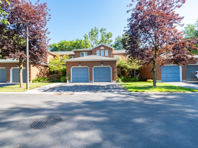 146 Plains Road East Townhouses hero image