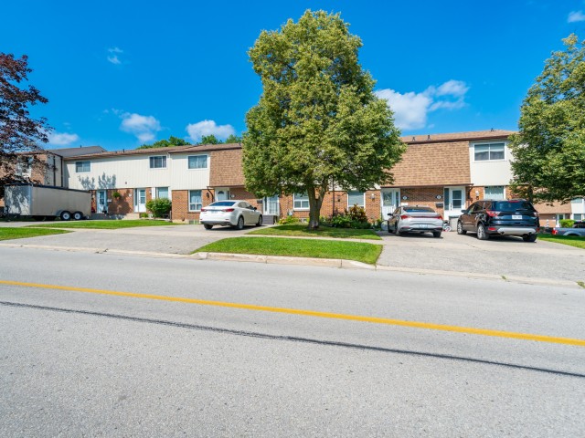 153 Kingham Road Townhouses photo