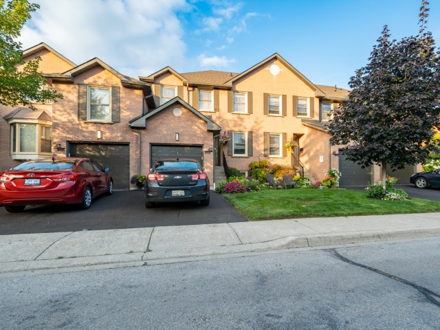 2915 Headon Forest Drive Townhouses hero image