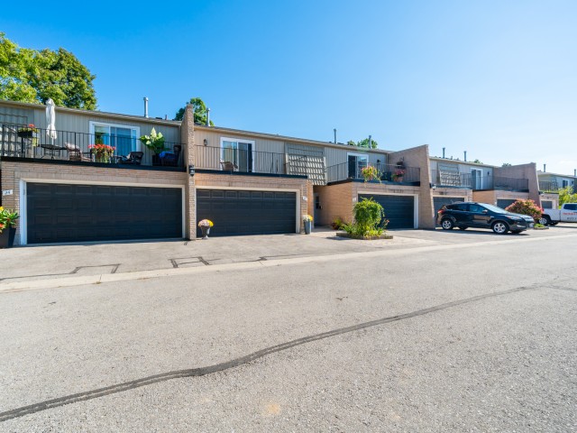 1011 White Oak Drive Townhouses hero image