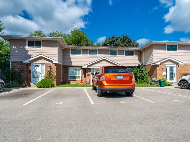 2377 Industrial Townhouses photo