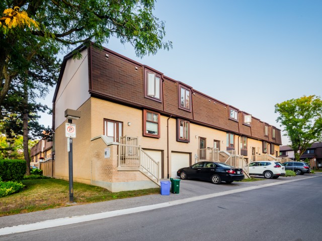 85 Baif Boulevard Townhouses hero image