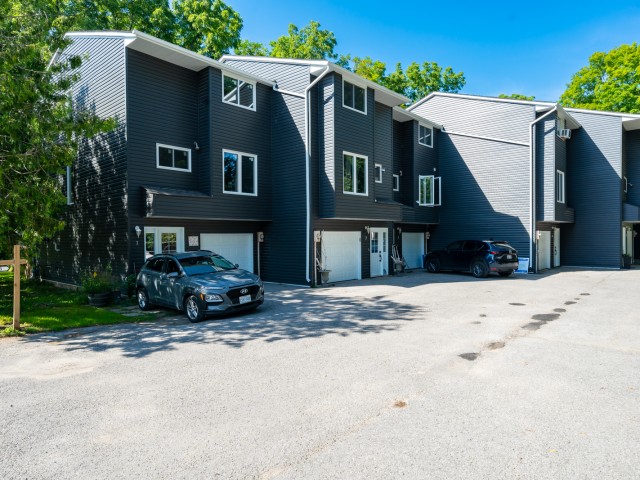 113 North Street Townhouses hero image