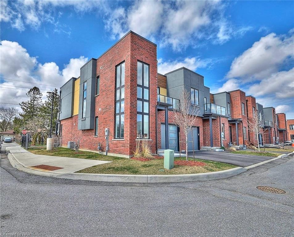 18 1465 STATION Street, Fonthill Unavailable, 40236797 Condos.ca