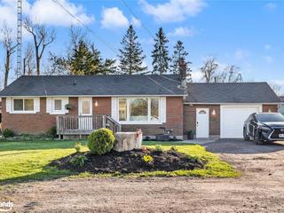 856 PENETANGUISHENE Road