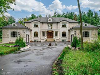 2637 Bluffs Way