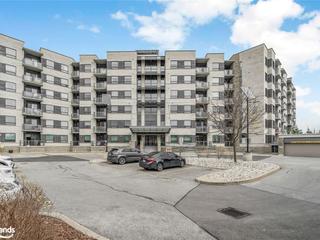 526 - 383 MAIN Street E
