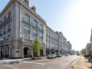 PH1 - 300 RANDALL Street