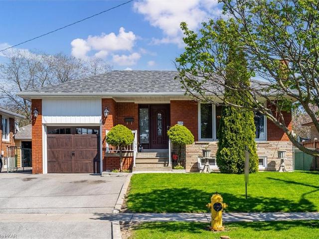 135 MARCOS Boulevard