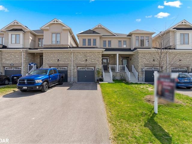 43 GREENWOOD Drive