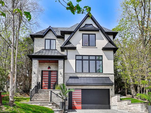 700 HILLCREST Road