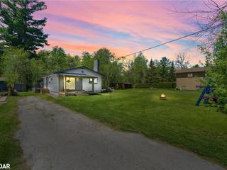 98 DUNKIRK Avenue