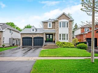 3 MCCULLOUGH Crescent