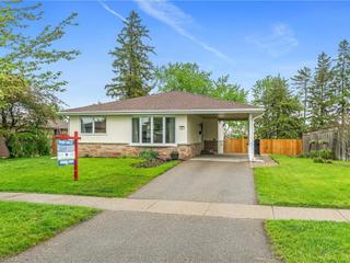 40 JOYCELYN Crescent