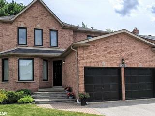 371 GRENVILLE Avenue